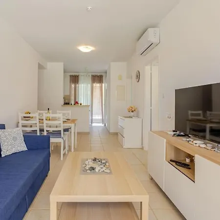 Grosses In Idyllischer Anlage, Strandnah In Mandria, Paphos Appartement Mandria (Paphos)