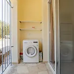Apartment Grosses In Idyllischer Anlage, Strandnah In Mandria, Paphos *