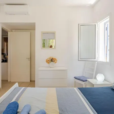 Grosses In Idyllischer Anlage, Strandnah In Mandria, Paphos * Mandria (Paphos)