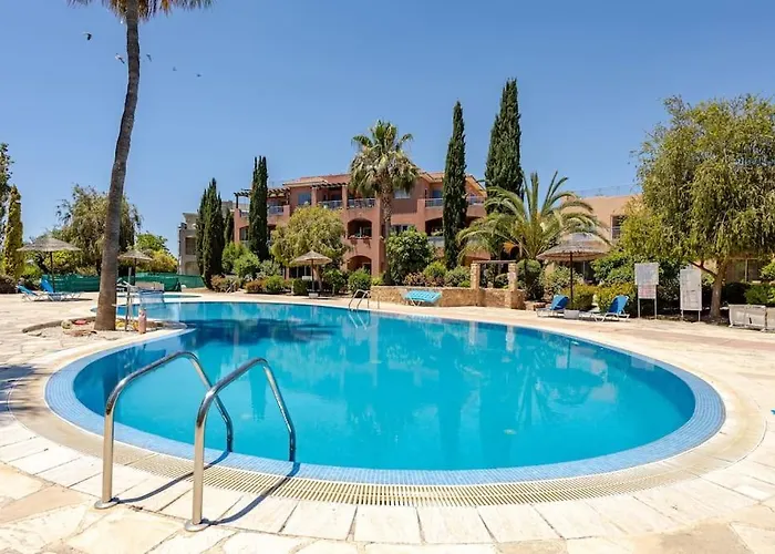 Grosses In Idyllischer Anlage, Strandnah In Mandria, Paphos * Mandria (Paphos)